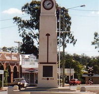 Goomeri War Memorial Clock - Inverell Accommodation