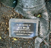 Eumundi War Memorial - Inverell Accommodation