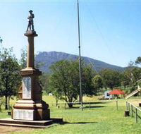 Maroon State School War Memorial - Inverell Accommodation