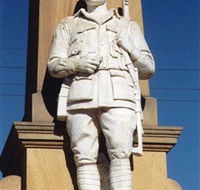 Beaudesert War Memorial - Inverell Accommodation