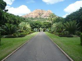 Queens Gardens - Inverell Accommodation 0