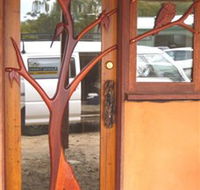 Carl Karacsay Furniture - Inverell Accommodation