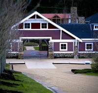 Ocean Eight Vineyard  Winery - Inverell Accommodation