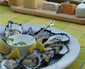 Oyster Shed On Wray Street - Inverell Accommodation 0