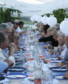 Lowe Wines - Inverell Accommodation 2