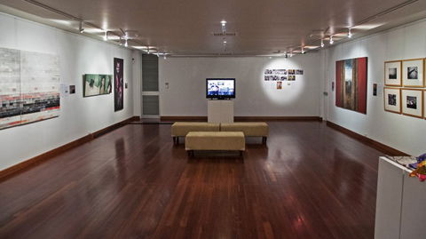 Shoalhaven City Arts Centre - Inverell Accommodation 2