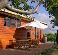 Brook Eden Vineyard - Inverell Accommodation