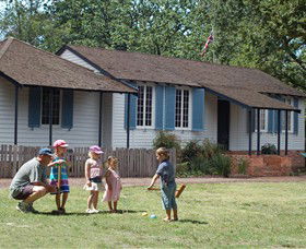 La Trobe's Cottage - Inverell Accommodation 0