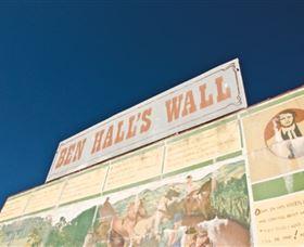 Ben Hall Wall - Inverell Accommodation 0