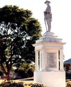 Goombungee War Memorial - Inverell Accommodation 1
