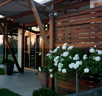 Two Rivers Wines - Inverell Accommodation