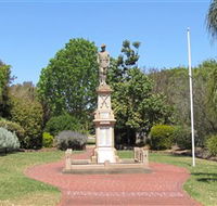 Greenmount War Memorial - Inverell Accommodation