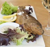 Arc-en-Ciel Trout Farm - Inverell Accommodation