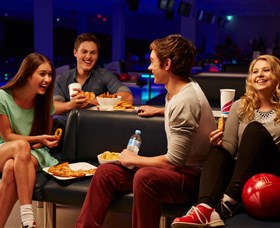 AMF Belconnen Ten Pin Bowling Centre - Inverell Accommodation 3