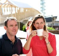 Hunter Street Outlets - Inverell Accommodation