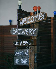 4 Pines Brewing Company - Inverell Accommodation 5