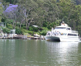The Riverboat Postman - Inverell Accommodation 0
