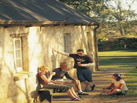 Overland Corner Hotel - Inverell Accommodation 0