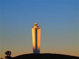 Cape Jervis Lighthouse - Inverell Accommodation 0