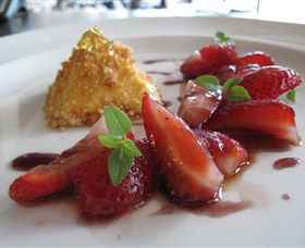 Char Restaurant At Admiralty - Inverell Accommodation 6