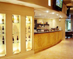 Finz Restaurant And Bar - Inverell Accommodation 0