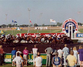 Darwin Turf Club - Inverell Accommodation 0