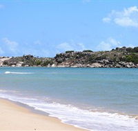 Dhamitjinya East Woody Island and Galaru East Woody Beach - Inverell Accommodation