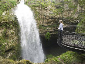 Cave Gardens - Inverell Accommodation 2
