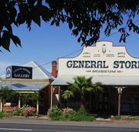 Coach House Art Gallery and Museum - Inverell Accommodation