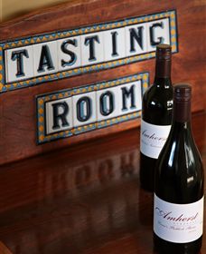 Amherst Winery - Inverell Accommodation 2