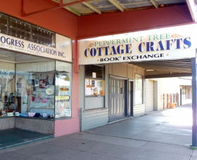 Peppermint Tree Cottage Crafts - Inverell Accommodation 0
