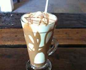 Corowa Whisky And Chocolate - Inverell Accommodation 2