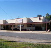 Brocklesby Hotel - Inverell Accommodation