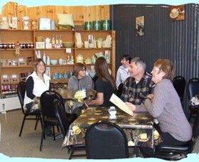 Pombo Mart - Inverell Accommodation 1