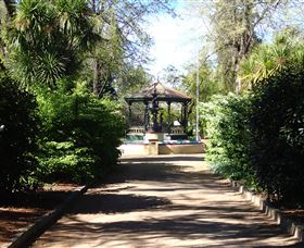 Cook Park - Inverell Accommodation 2