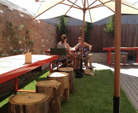 Byng Street Local Store - Inverell Accommodation 4