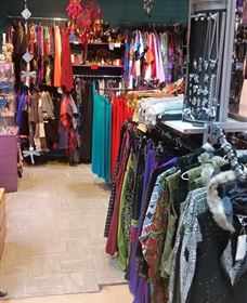 Earth Spirit Natures Clothing And Giftware - Inverell Accommodation 1