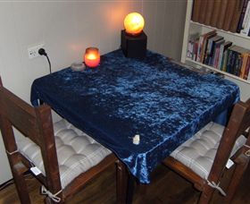 Hugs Across The Cosmos - Inverell Accommodation 7