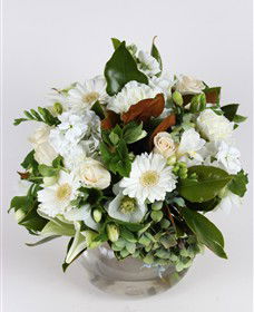 Judy Chirnside Flowers - Inverell Accommodation 3