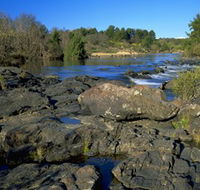 Kambah Pool to Pine Island - Inverell Accommodation