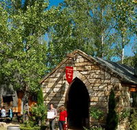 Stonehurst Cedar Creek Vineyard - Inverell Accommodation