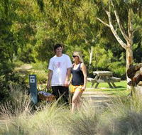 Sale Common Wetlands Walk - Inverell Accommodation