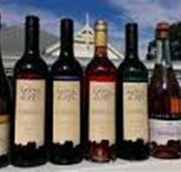 Camyr Allyn Winery - Inverell Accommodation