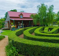 Amazement Farm and Fun Park / Cafe and Farmstay Accommodation - Inverell Accommodation