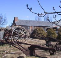 The Early Settlers Hut - Inverell Accommodation