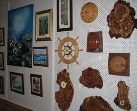 Clock Tower Gallery - Inverell Accommodation 2