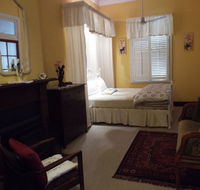 Guy House Bed and Breakfast - Inverell Accommodation