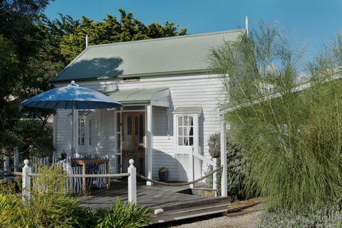 Beach Huts Middleton - Inverell Accommodation 24