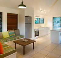 The Retreat Beach Houses - Inverell Accommodation