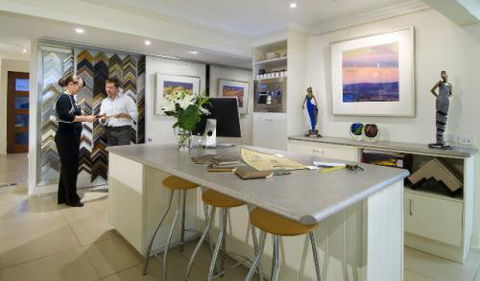 Art Nuvo Gallery - Inverell Accommodation 0